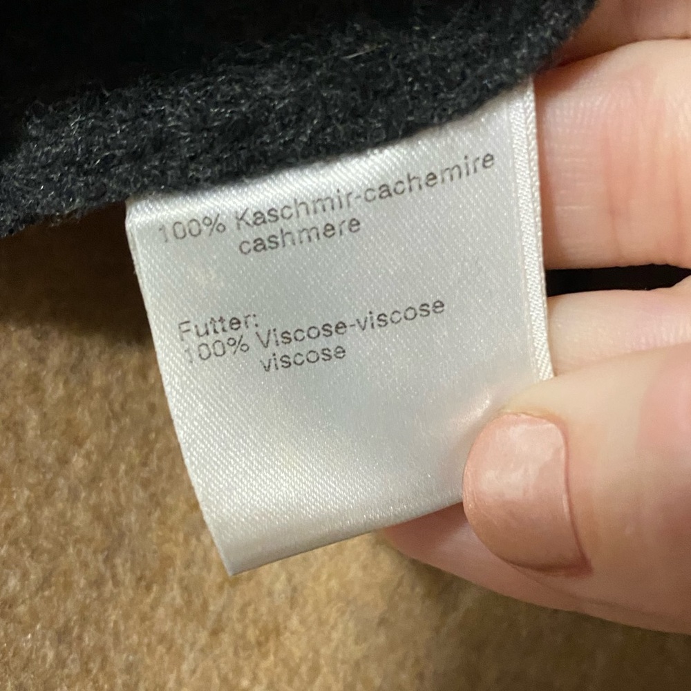 SOLD Akris Punto Cashmere Colorblock Jacket - Picture 15 of 15